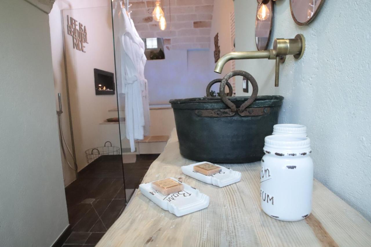 Camilla Luxury Suite Ostuni Zewnętrze zdjęcie
